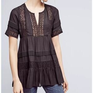 Maeve‎ Anthropologie Black Short Sleeve Tiered Crochet Lace Tunic Blouse Small